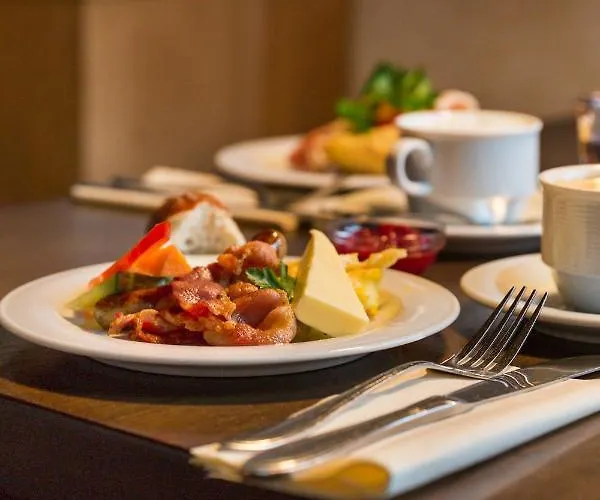 Wirtshaus & Goldener Greif 3* Edelsfeld