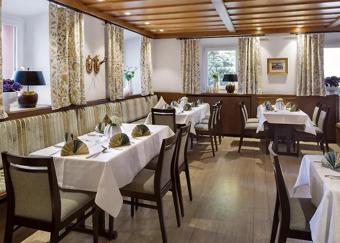 Hotel Wirtshaus & Goldener Greif