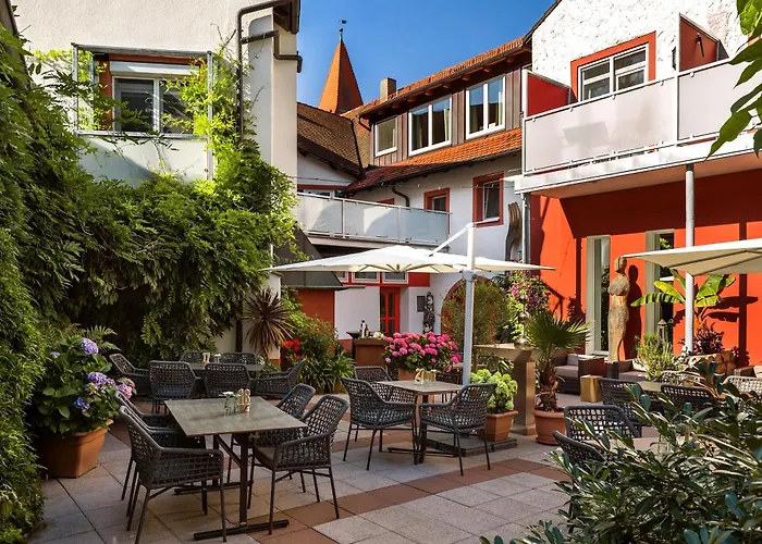 מלון Wirtshaus & Goldener Greif